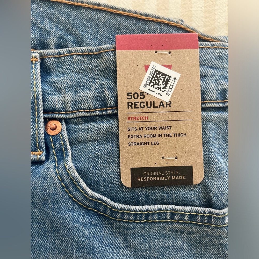 Men's Levi 505 Reg Jeans! 30x30 tags still on